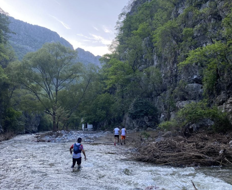 Desaparecen tres personas en el Cañón del Novillo